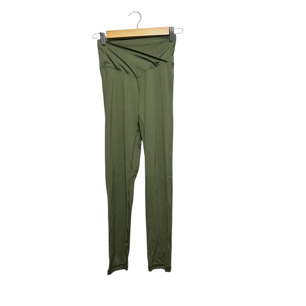 OFFLINE by Aerie Real Me Leggings Womens Medium Green Excellent 7/8 V-Waist
